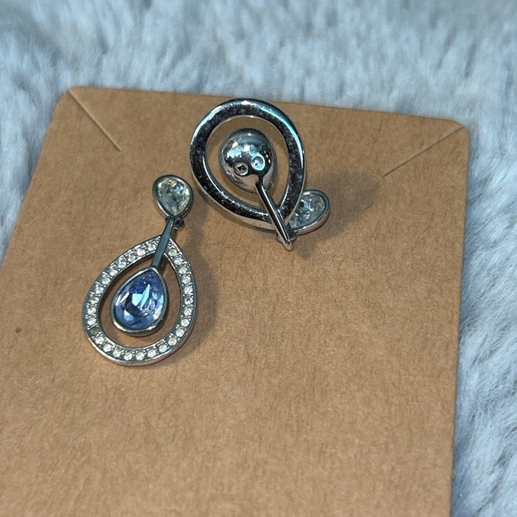 Swarovski Mila Crystal Earrings Pierced Lavender Provence - Picture 2 of 7